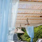 Tinas 公寓式酒店