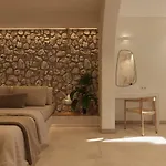 Tinas 公寓式酒店 4*