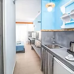 公寓式酒店 Tinas 法里拉基