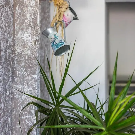 Tinas Ξενοδοχείο με διαμερίσματα 4*