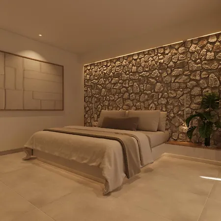 Tinas Plus Hotel