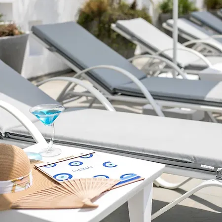 Tinas Plus Hotel