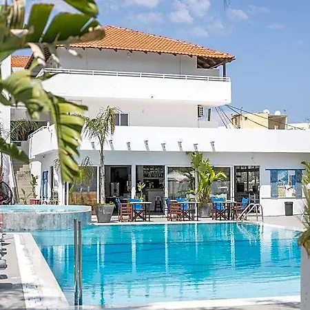 Apart Otel Tinas
