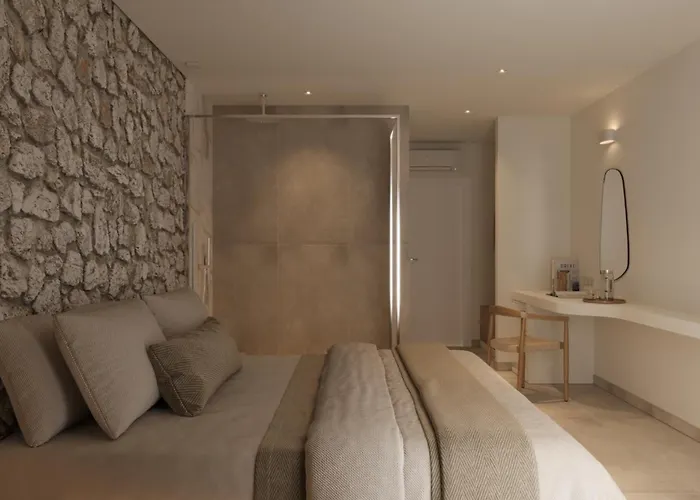 Tinas 4* فاليراكي