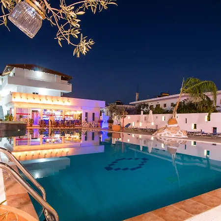 Tinas Aparthotel