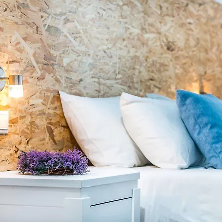 Tinas Aparthotel Faliraki