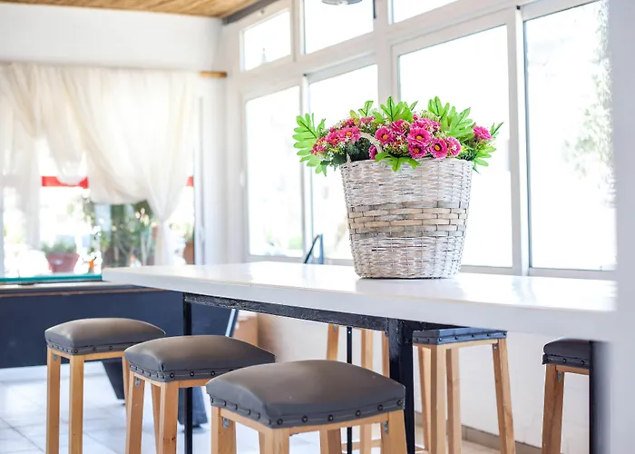 Tinas Apartmanhotel Faliráki